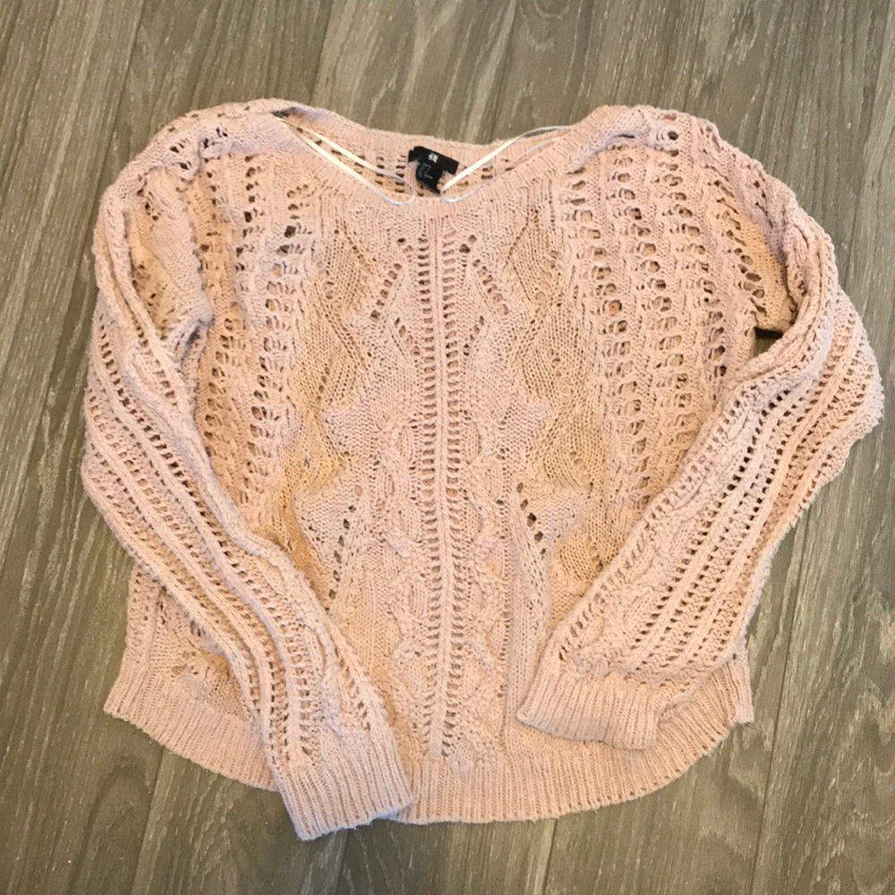 Awesome H&M sweater in blush pink